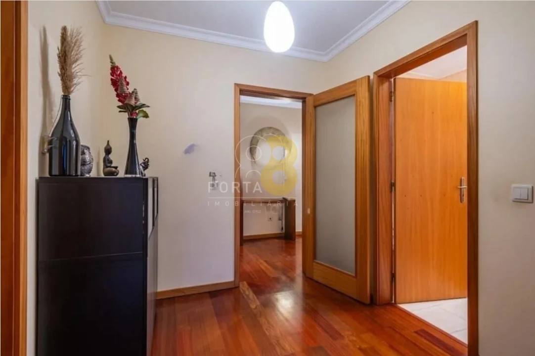 Apartamento T3 para Venda em Moreira Foto 3