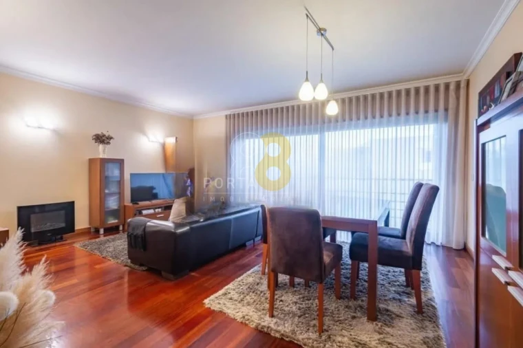 Apartamento T3 para Venda em Moreira Foto 10