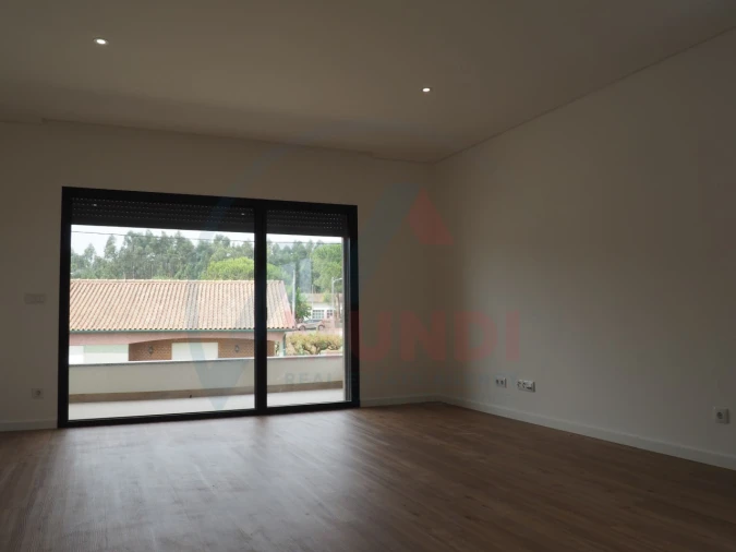 Apartamento T3 para Venda em São Lourenço do Bairro Foto 16