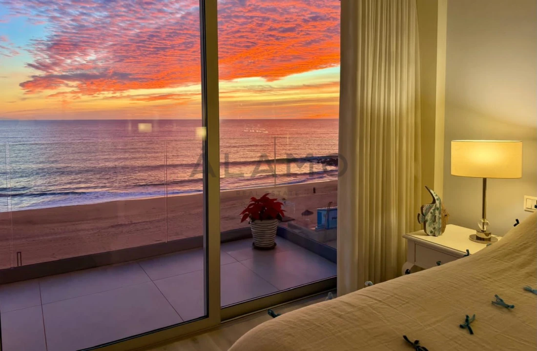 Apartamento T4 para Venda em Quarteira Foto 5