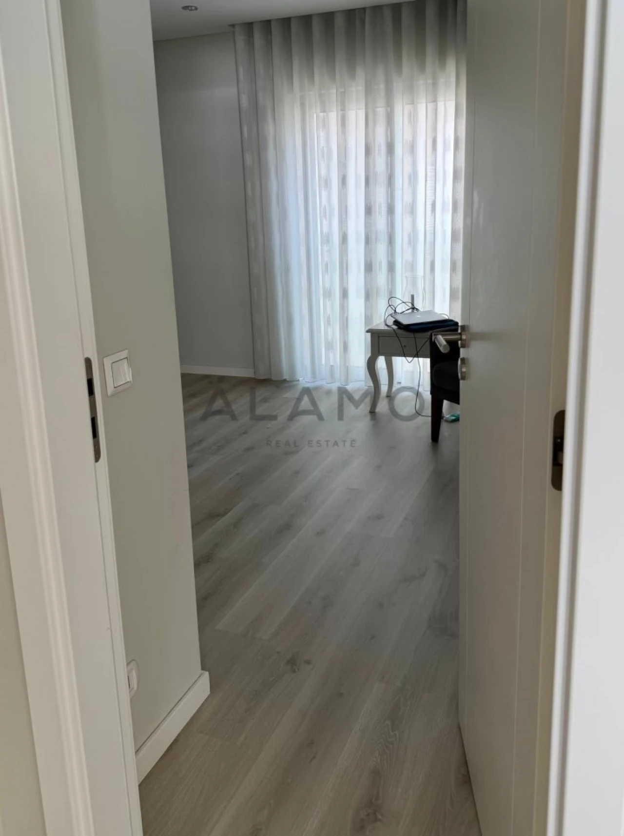 Apartamento T4 para Venda em Quarteira Foto 10