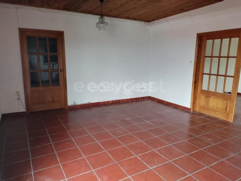 Moradia T4 para Venda em Santo Antonio Foto 2