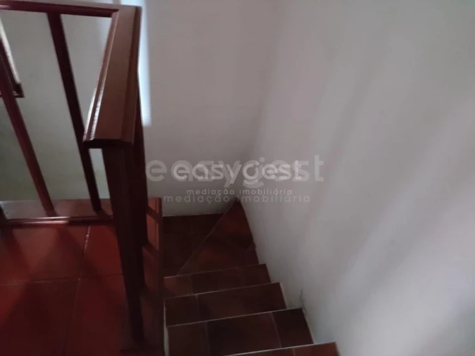 Moradia T4 para Venda em Santo Antonio Foto 8