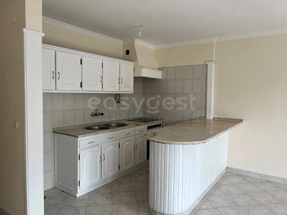 Apartamento T1 para Venda em São João das Lampas e Terrugem Foto 4