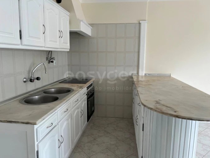 Apartamento T1 para Venda em São João das Lampas e Terrugem Foto 5