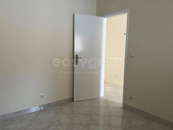 Apartamento T1 para Venda em São João das Lampas e Terrugem Foto 6