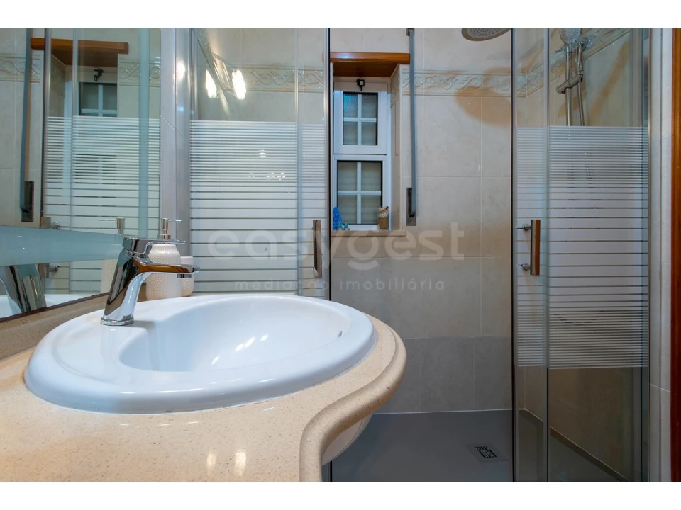 Moradia T4 para Venda em Vila Nova de Cacela Foto 25