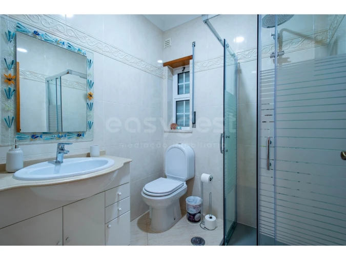 Moradia T4 para Venda em Vila Nova de Cacela Foto 11