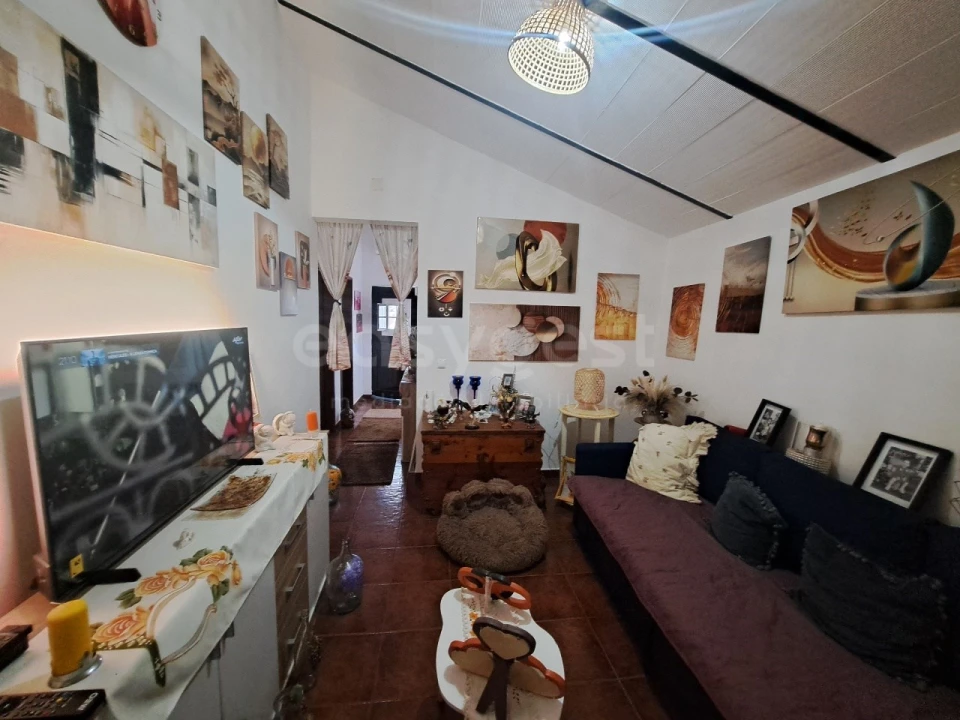 Moradia T1 para Venda em Corte do Pinto Foto 11