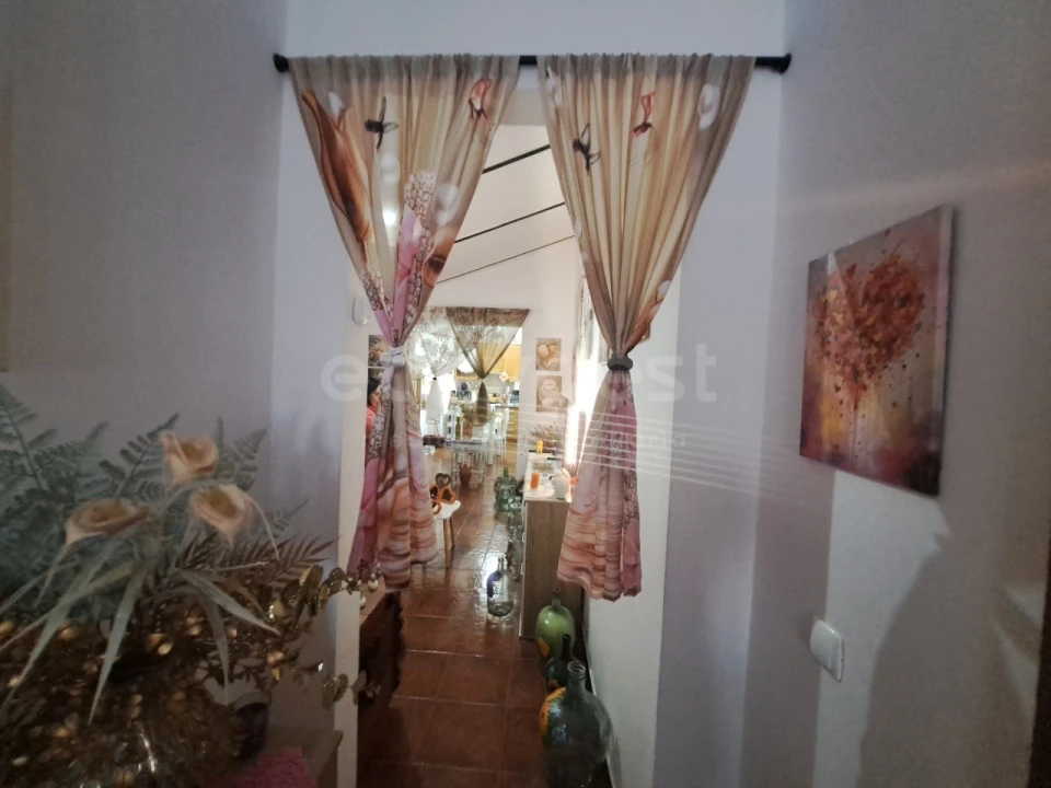 Moradia T1 para Venda em Corte do Pinto Foto 18