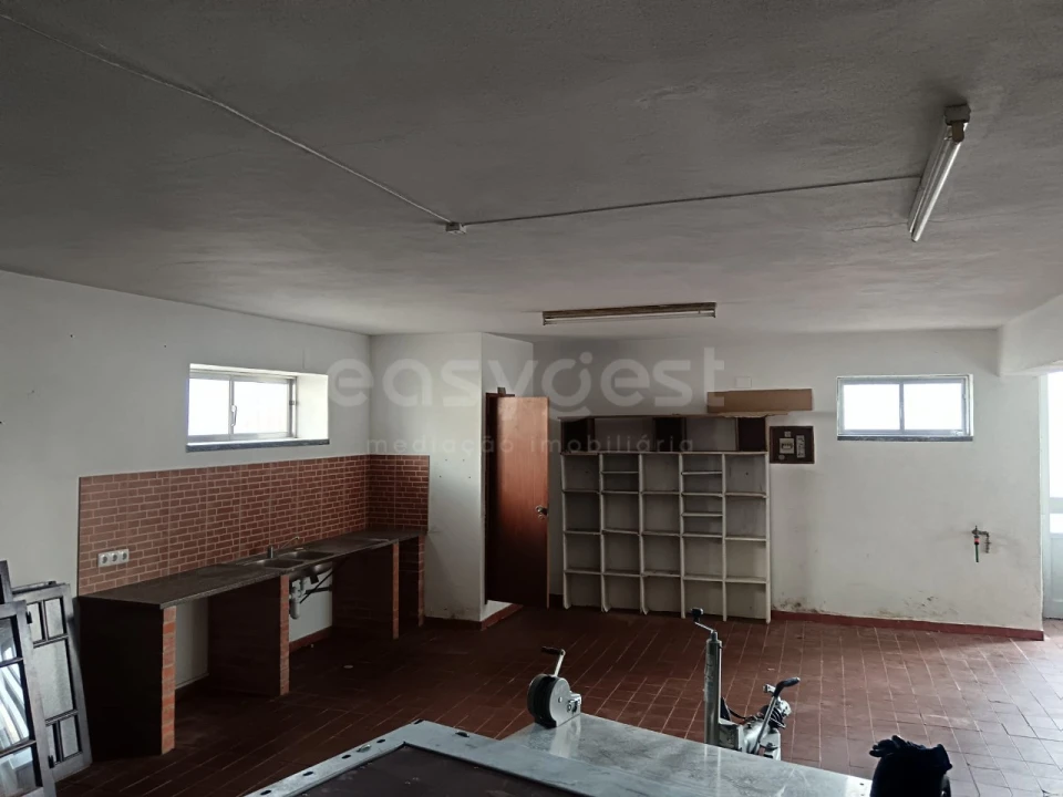 Armazém para Venda em Aljubarrota Foto 5