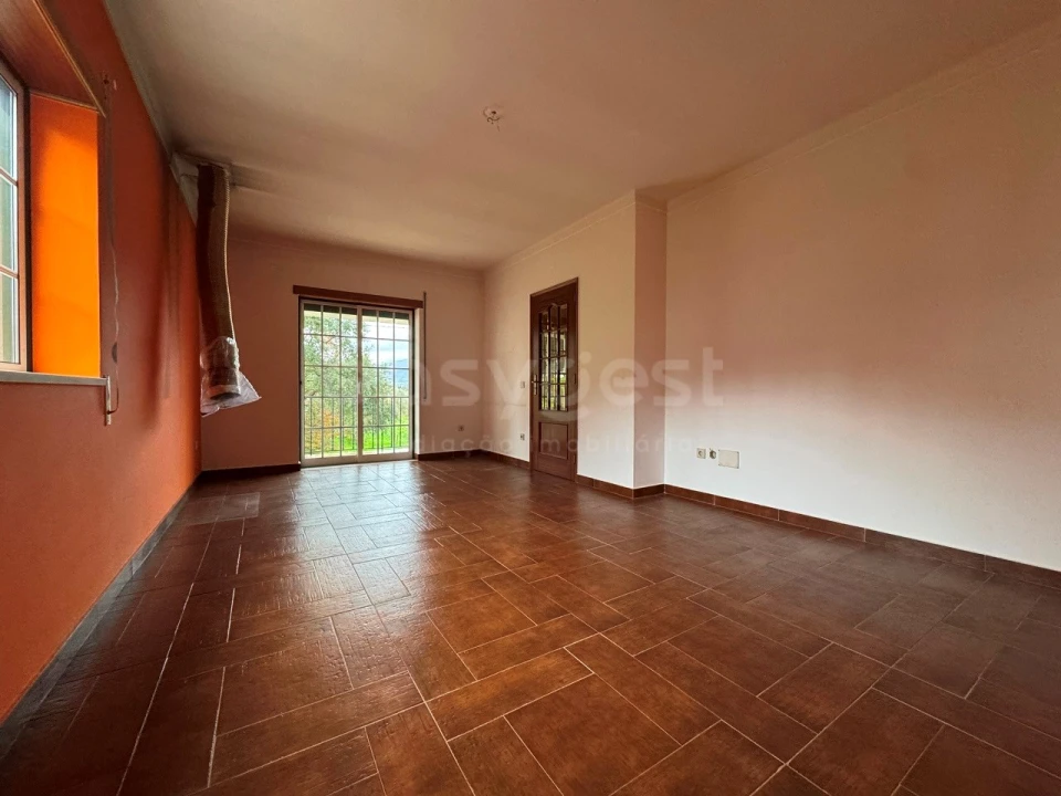 Moradia T3 para Venda em Serpins Foto 8