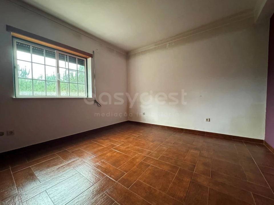 Moradia T3 para Venda em Serpins Foto 31