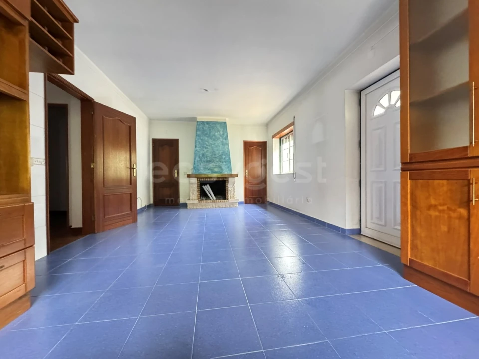 Moradia T3 para Venda em Serpins Foto 34