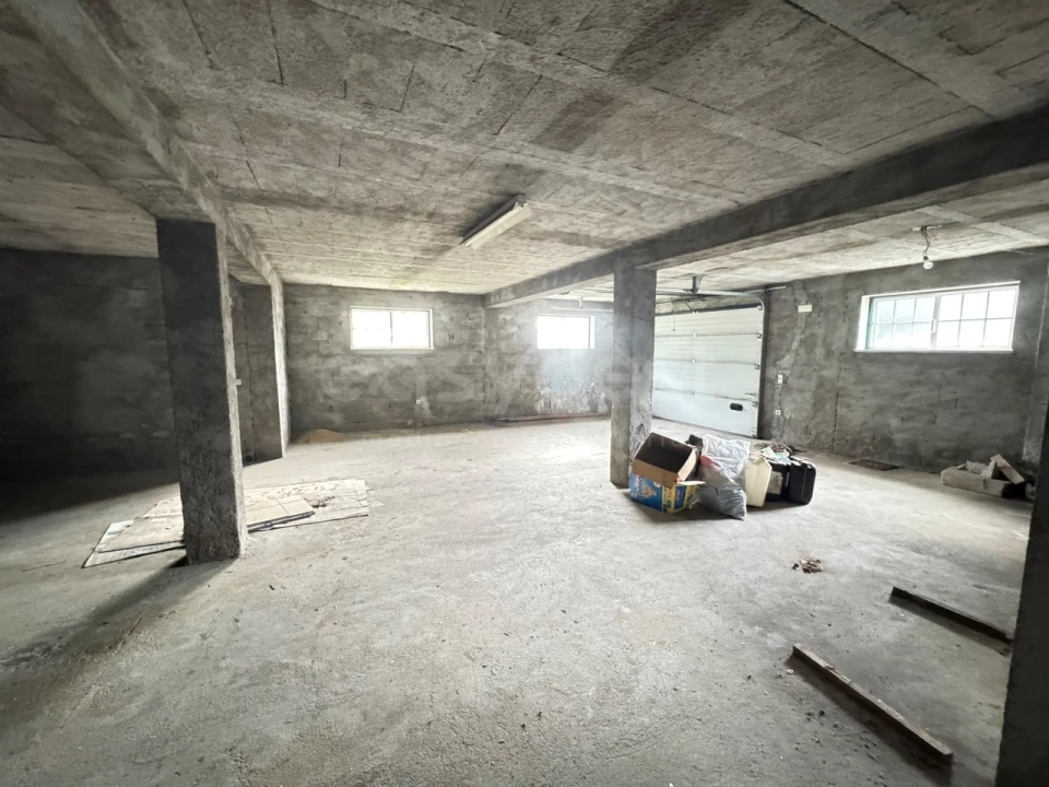 Moradia T3 para Venda em Serpins Foto 35