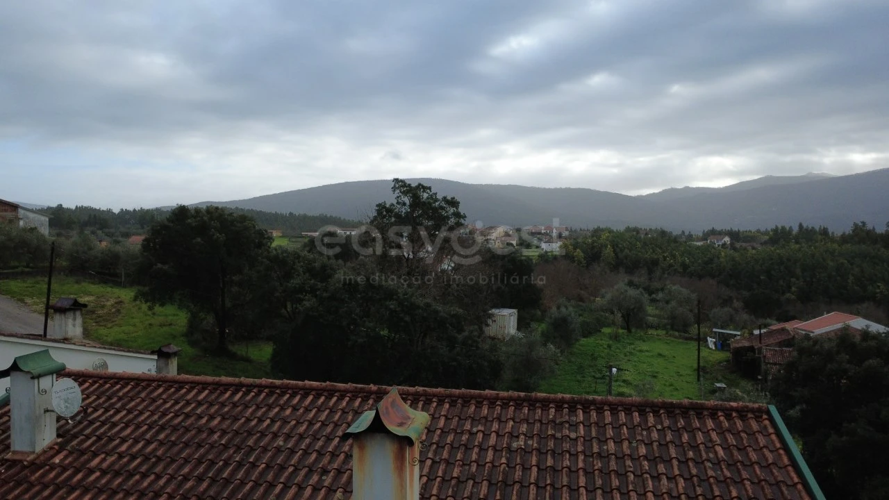 Moradia T3 para Venda em Serpins Foto 44