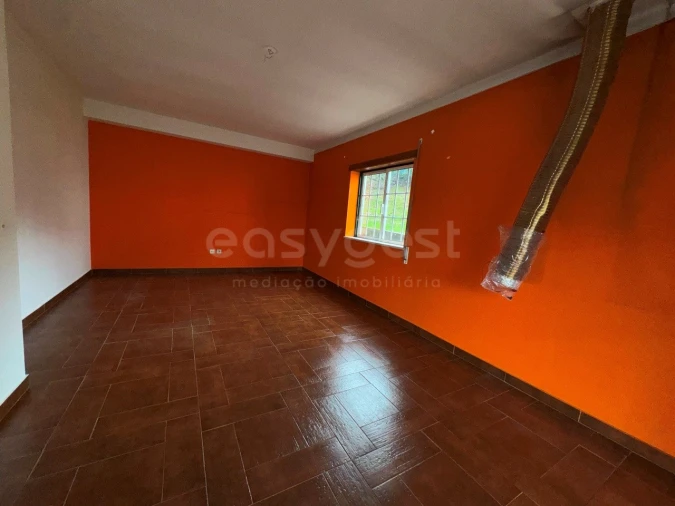 Moradia T3 para Venda em Serpins Foto 5