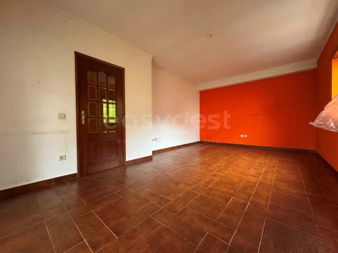 Moradia T3 para Venda em Serpins Foto 7