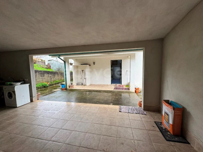 Moradia T3 para Venda em Serpins Foto 14