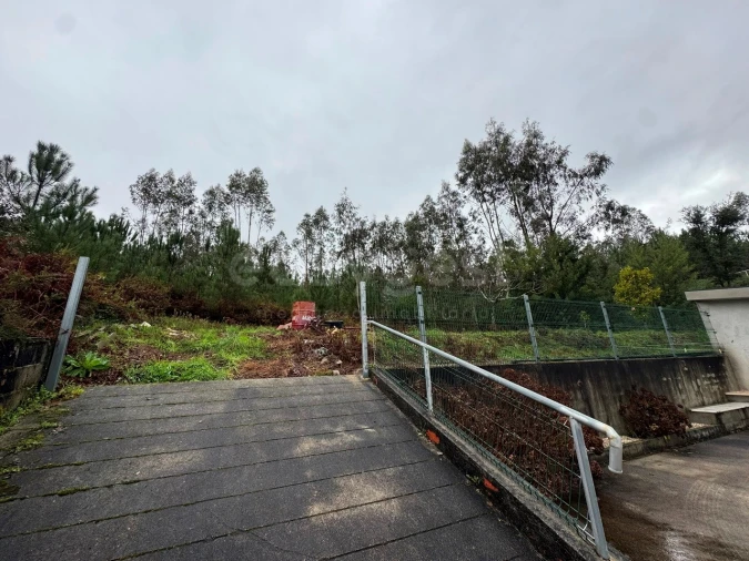 Moradia T3 para Venda em Serpins Foto 20