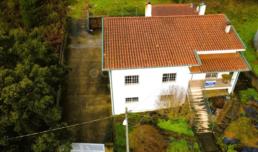 Moradia T3 para Venda em Serpins Foto 36