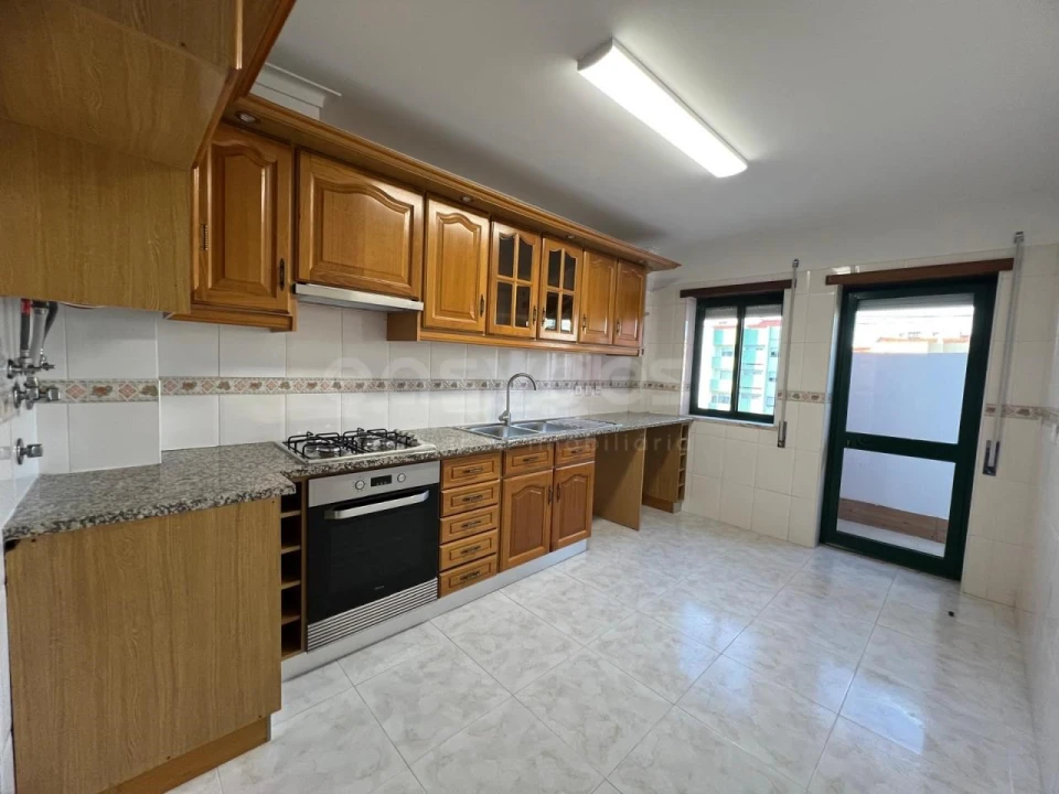 Apartamento T2 para Venda em Alhos Vedros Foto 1