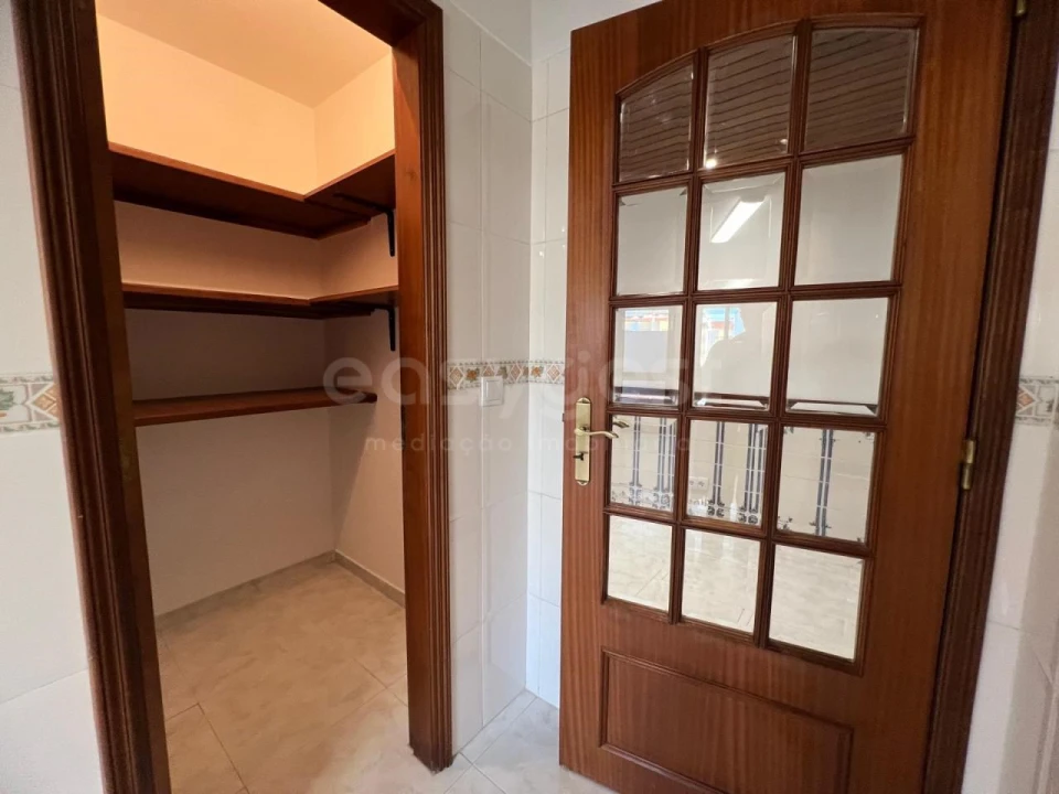 Apartamento T2 para Venda em Alhos Vedros Foto 3