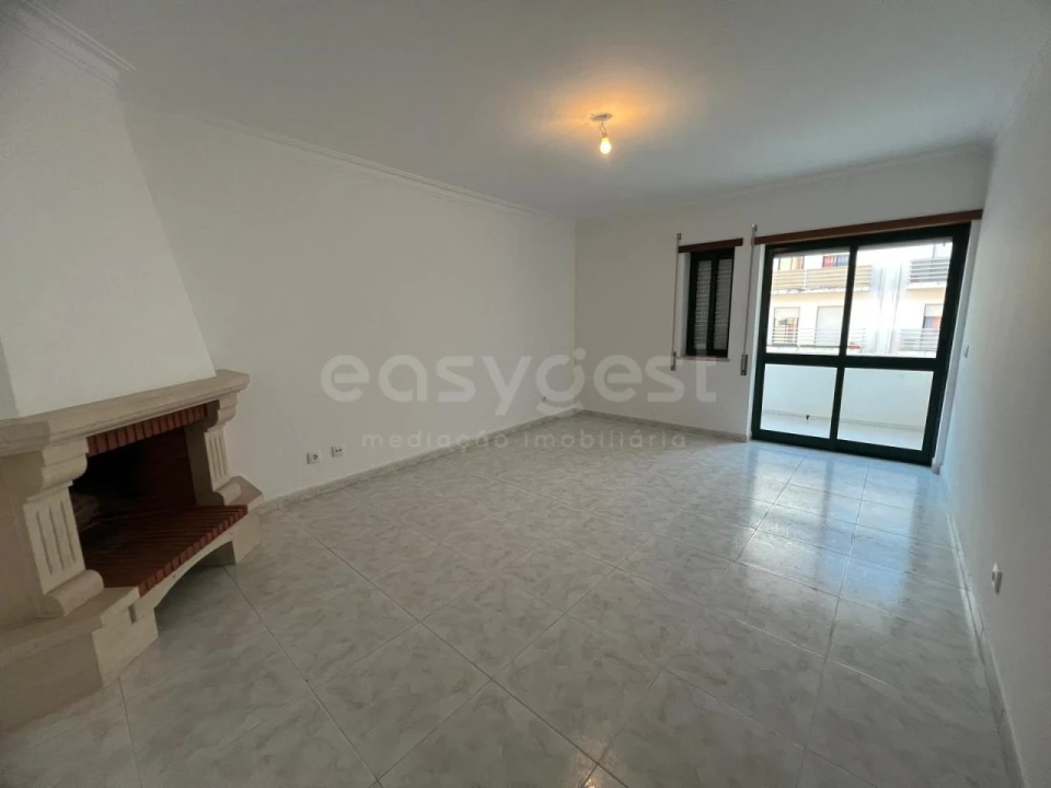 Apartamento T2 para Venda em Alhos Vedros Foto 6