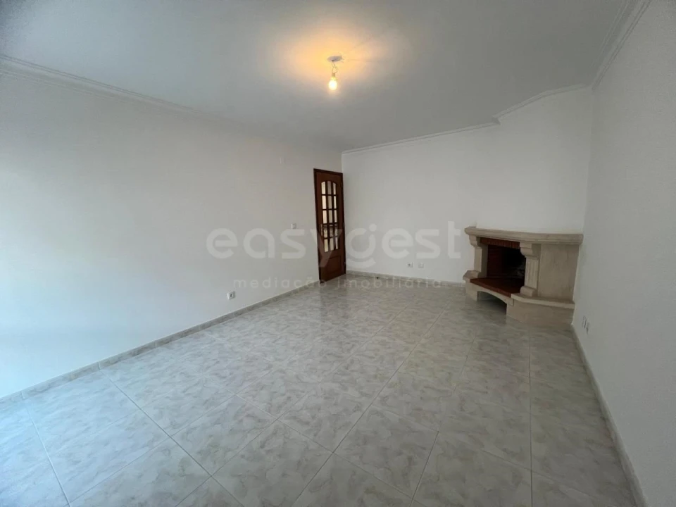 Apartamento T2 para Venda em Alhos Vedros Foto 8