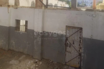 Prédio para Venda em Setubal (São Sebastião)