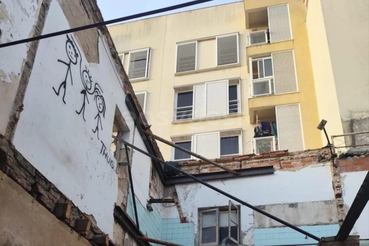 Prédio para Venda em Setubal (São Sebastião) Foto 8