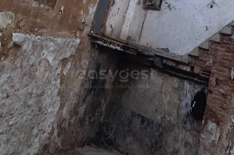 Prédio para Venda em Setubal (São Sebastião) Foto 12