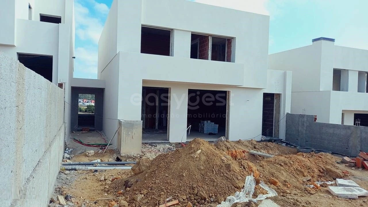 Moradia T4 para Venda em Mafra Foto 5