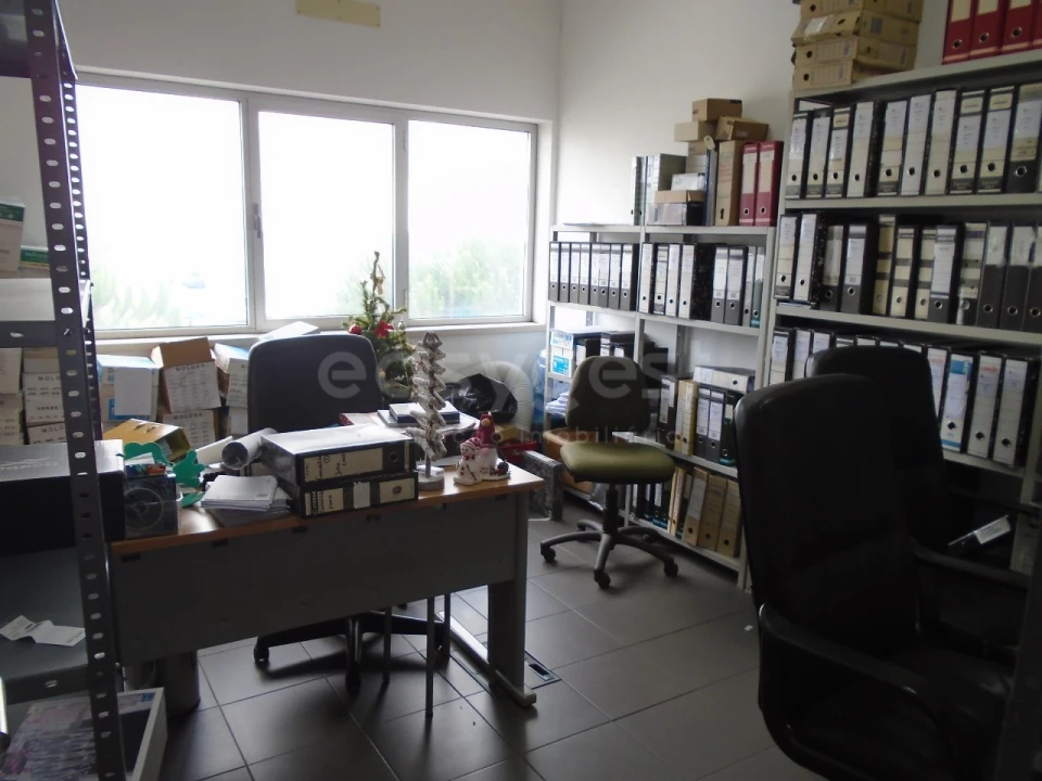 Armazém para Venda em Aljubarrota Foto 12