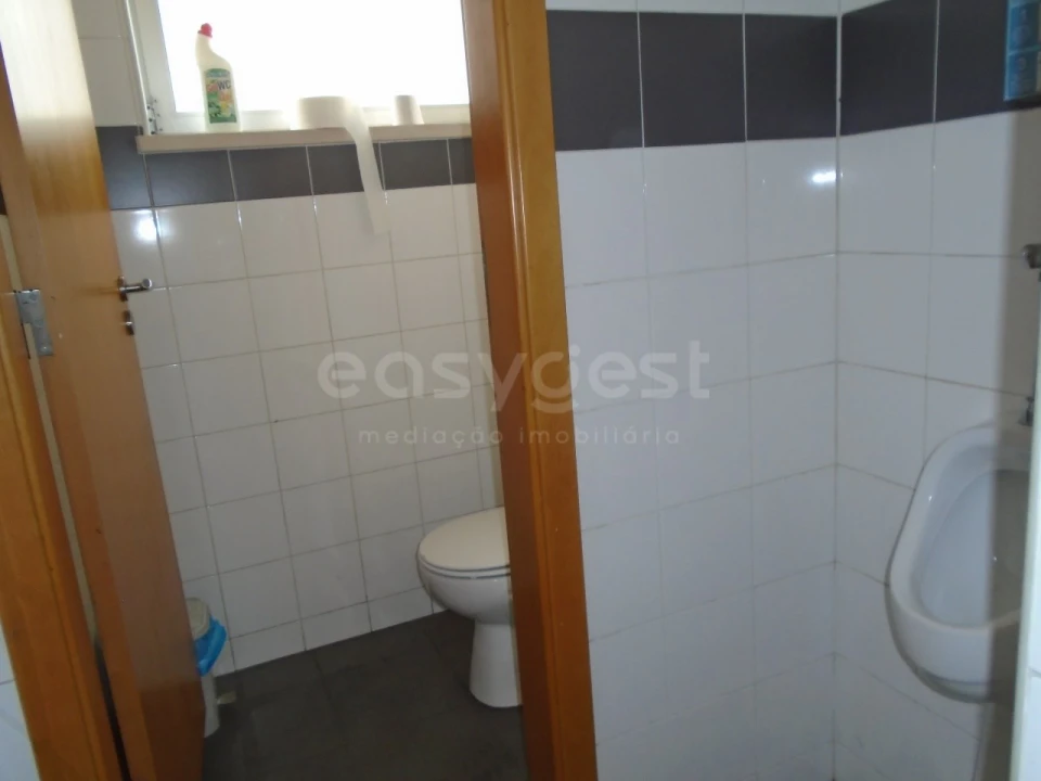 Armazém para Venda em Aljubarrota Foto 21