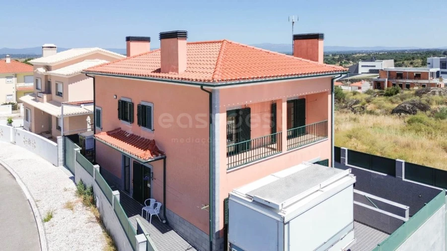 Moradia T4 para Venda em Castelo Branco Foto 77