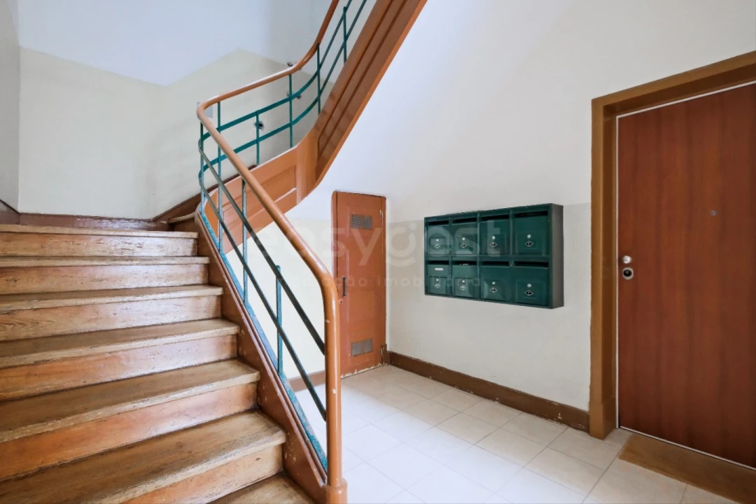 Apartamento T3 para Venda em Areeiro Foto 7