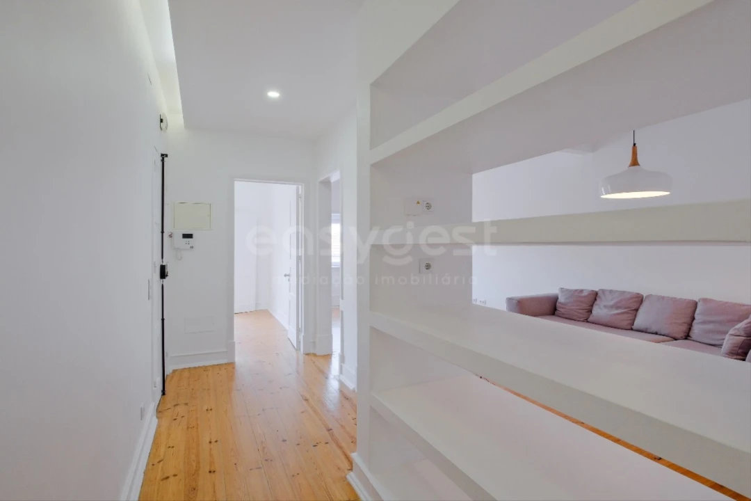 Apartamento T3 para Venda em Areeiro Foto 1