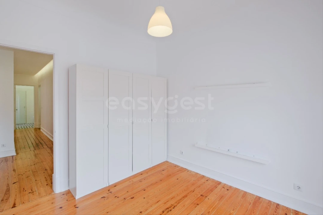 Apartamento T3 para Venda em Areeiro Foto 13