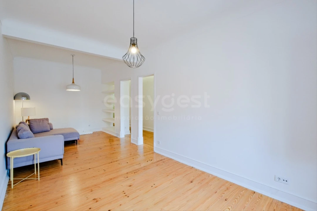 Apartamento T3 para Venda em Areeiro Foto 18