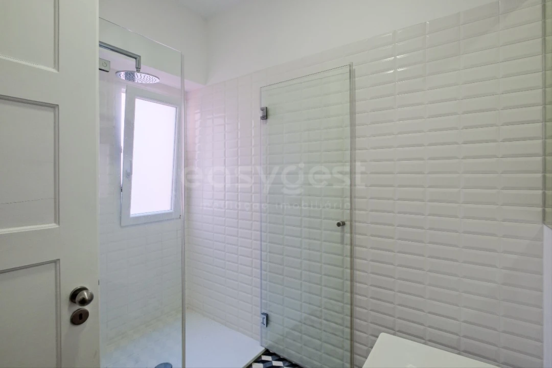 Apartamento T3 para Venda em Areeiro Foto 24