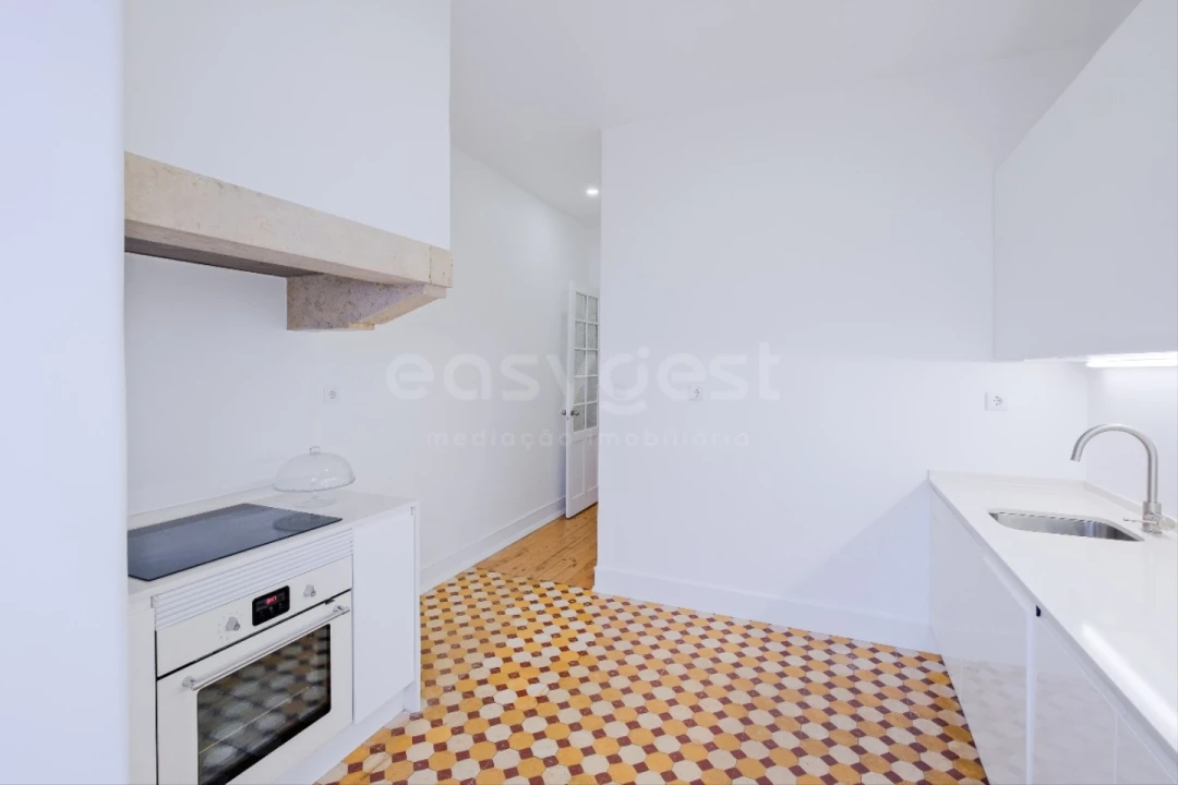 Apartamento T3 para Venda em Areeiro Foto 32