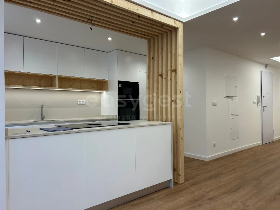Apartamento T2 para Venda em São Domingos de Benfica Foto 5