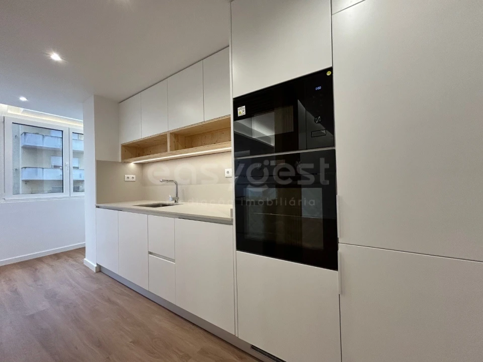 Apartamento T2 para Venda em São Domingos de Benfica Foto 10