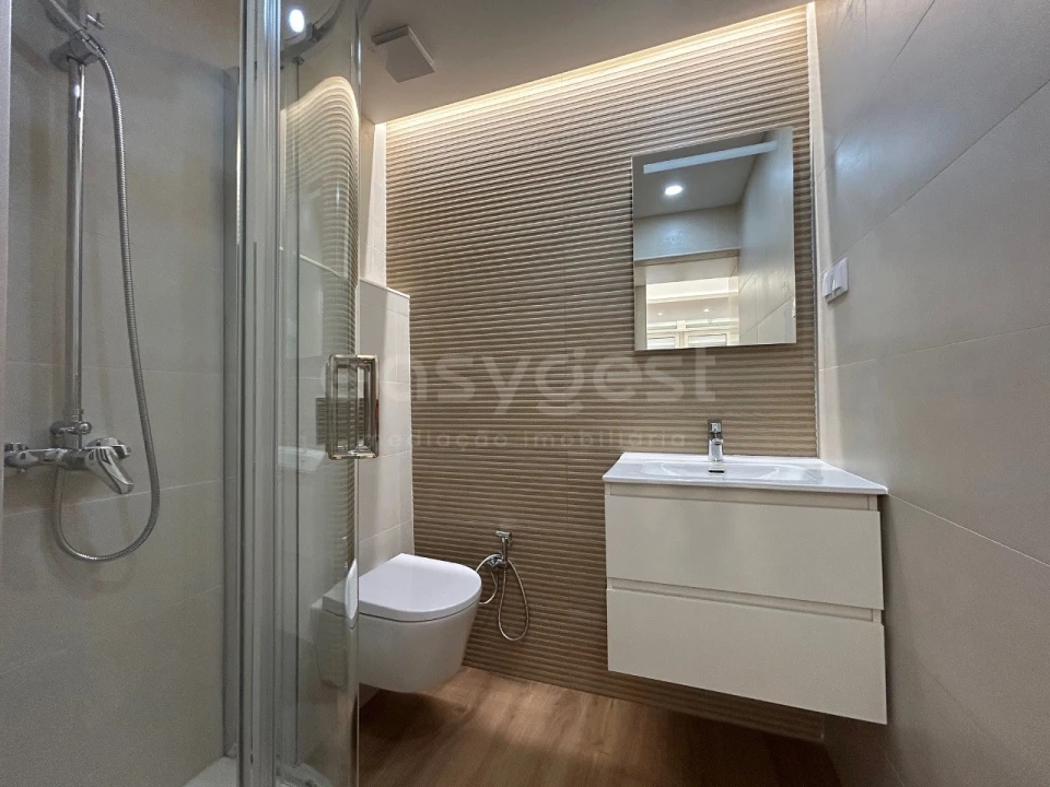 Apartamento T2 para Venda em São Domingos de Benfica Foto 17