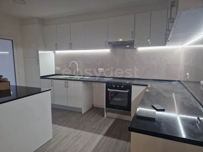 Moradia T3 para Venda em Arcos e Mogofores Foto 2