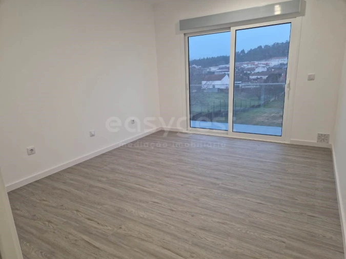 Moradia T3 para Venda em Arcos e Mogofores Foto 15