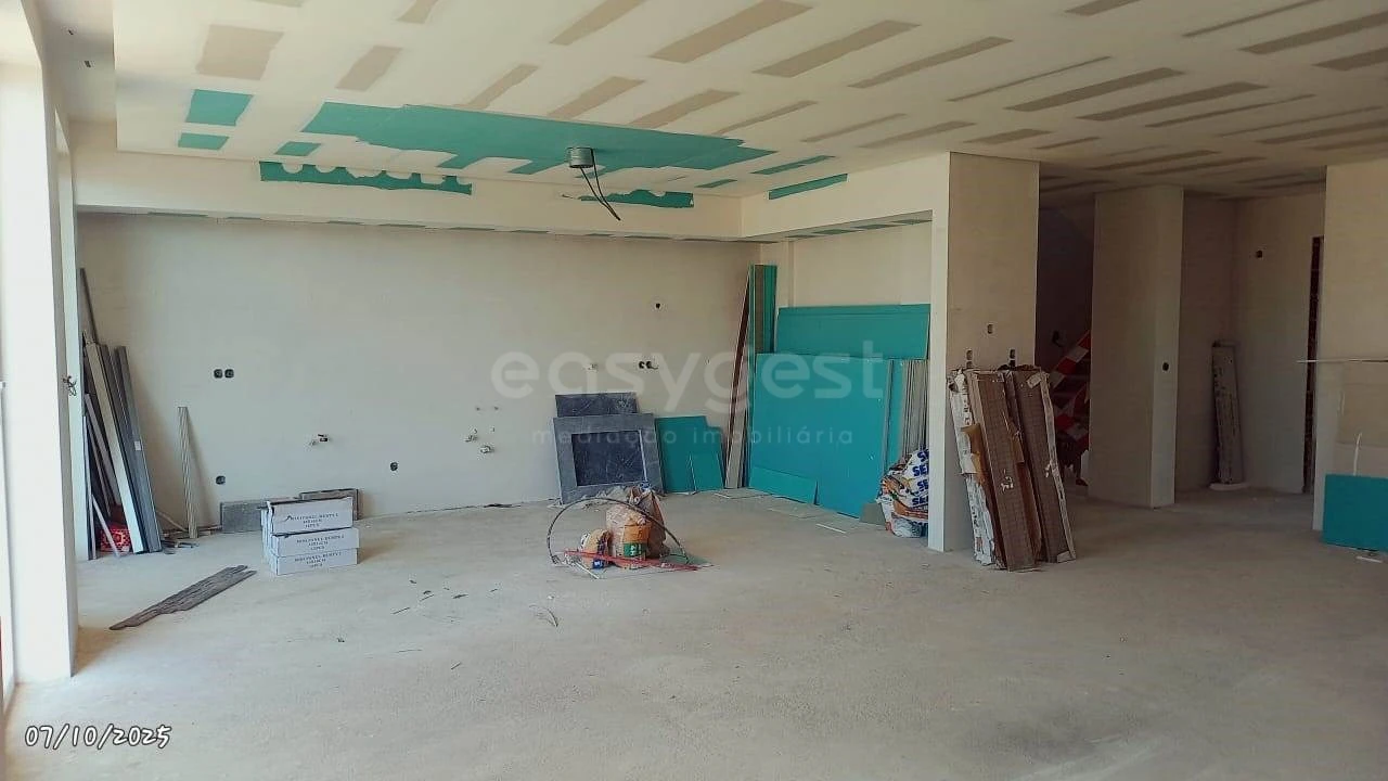 Moradia T4 para Venda em Mafra Foto 6