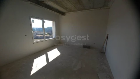Moradia T4 para Venda em Mafra