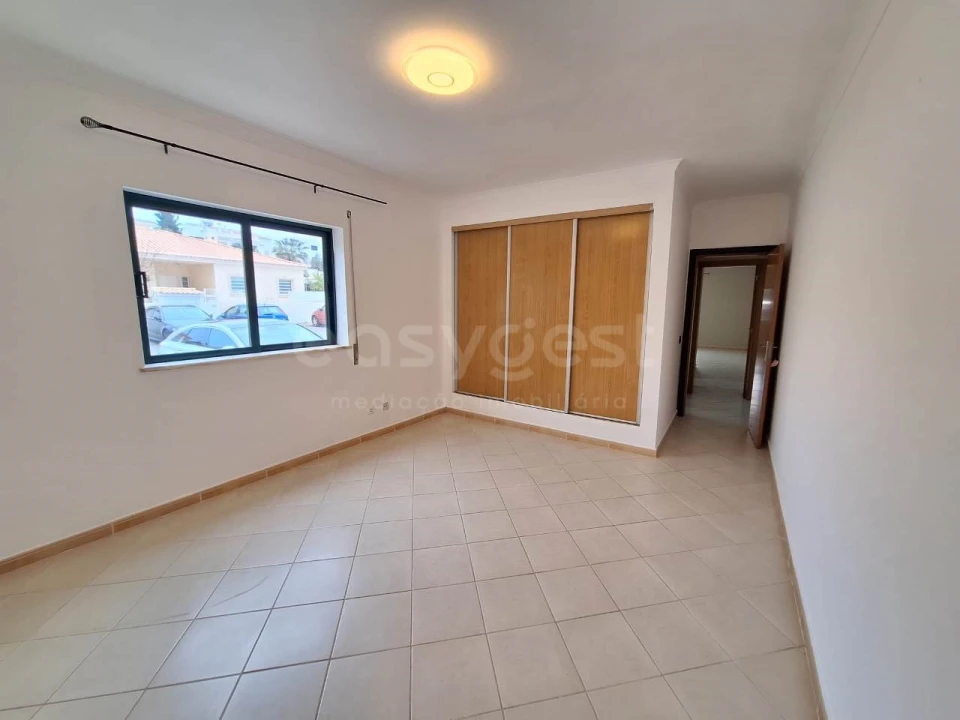Apartamento T3 para Venda em Alvor Foto 11